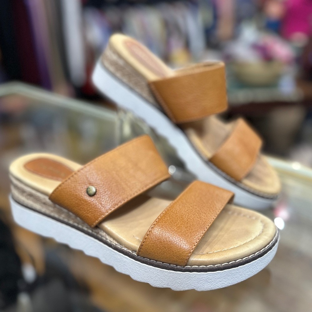 Patina Tan Leather Double Strap Platform Espadrille Sandals comfort Size 9